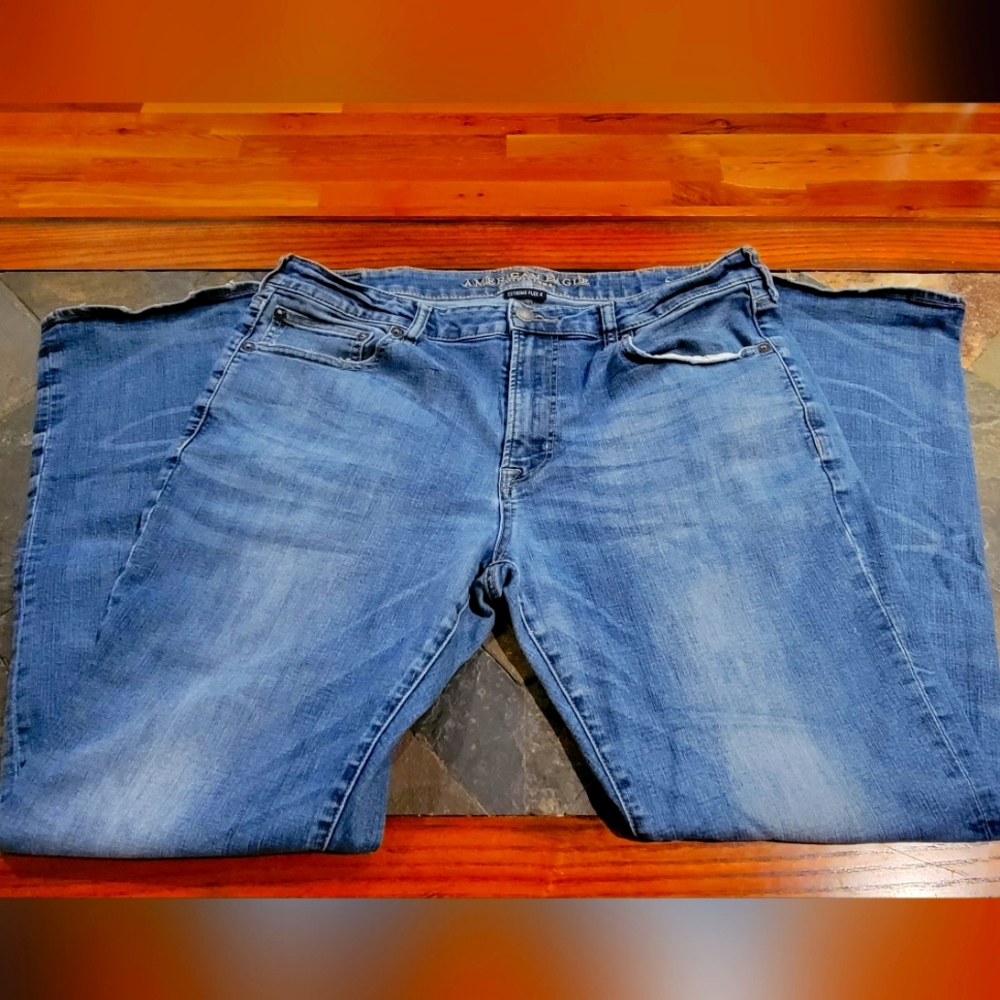 Men's 38x32 American Eagle Original Straight Extreme Flex 4